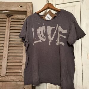 New Magnolia Pearl Love Tshirt
